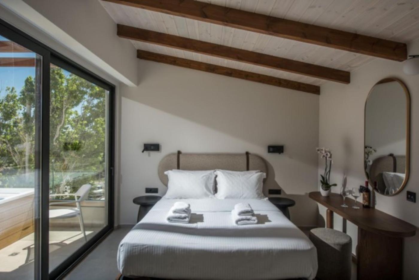 Vaya Suites By Omilos Hotels Amoudara Lasithiou 外观 照片